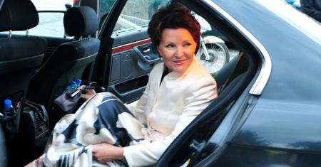 Skończyła 71 lat. Mało kto pamięta o jej historii z prawem jazdy