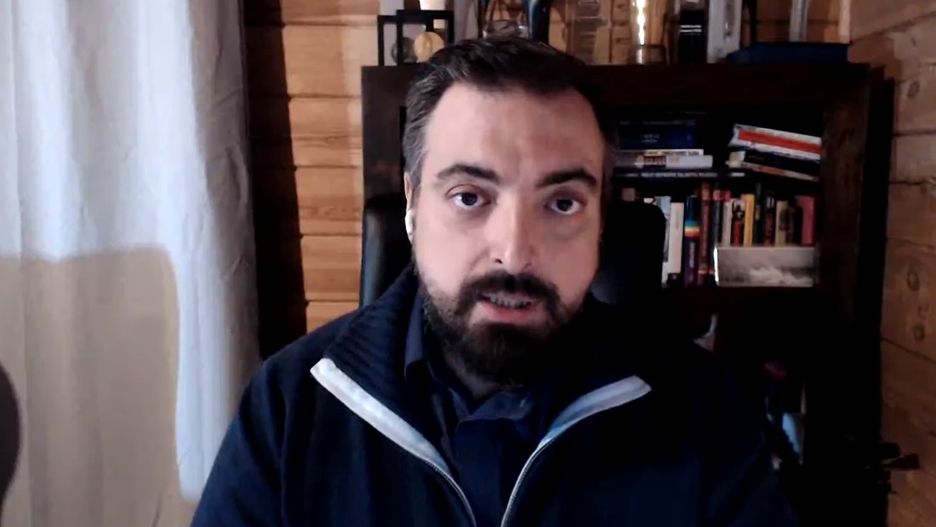 Tomasz Sekielski zapowiedział datę premiery "Zabawy w chowanego" na 16 maja
