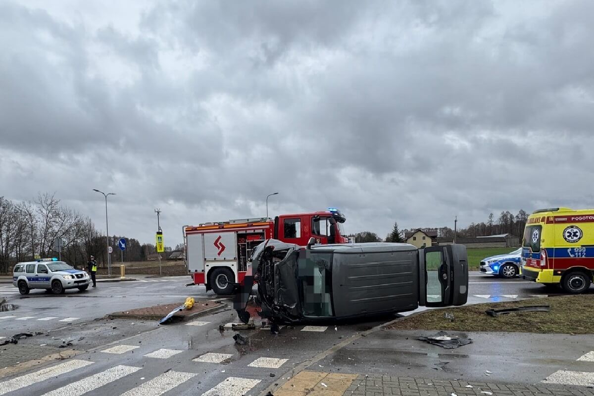 Skoda wymusiła pierwszeństwo na skrzyżowaniu