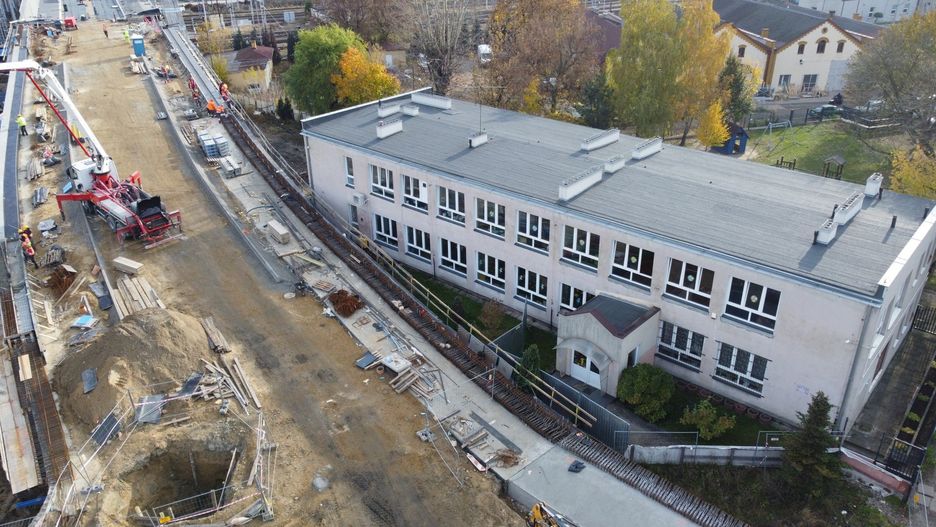 Przedszkole kilka metrów od nowego wiaduktu. Rodzice mają obawy, MZD: &#34;wszystko zgodnie ze sztuką&#34;