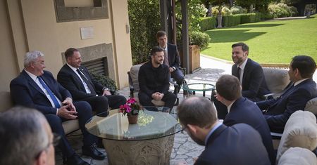 "Udane spotkanie". Zełenski o rozmowach z Vance'em i Rubio