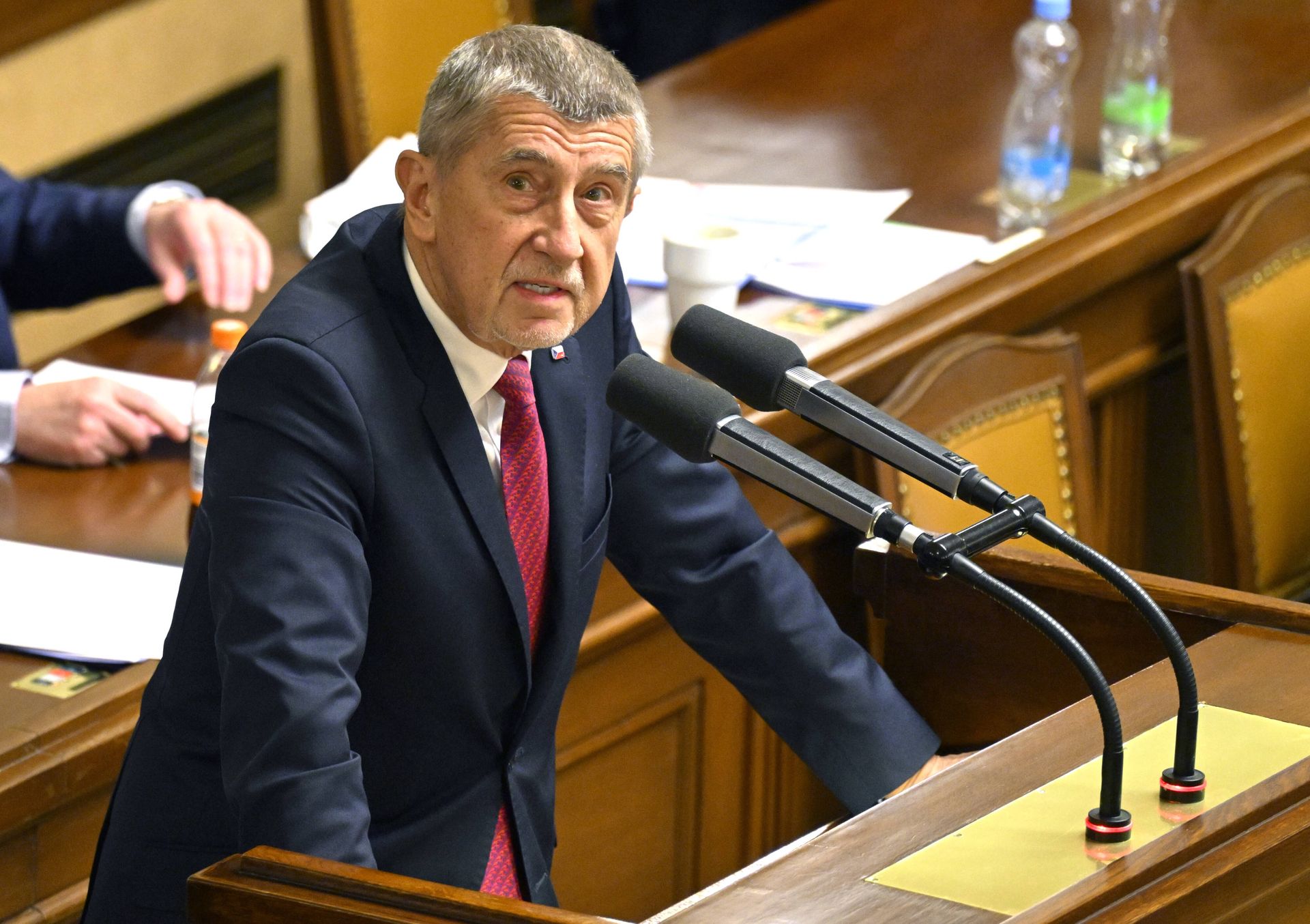 wiadomości,aktualności,WP Wiadomości Rząd Babisza z wotum zaufania. Po 26 godzinach obrad