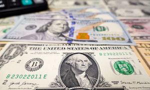 Dolar najtańszy od miesięcy. Spadł poniżej psychologicznej bariery