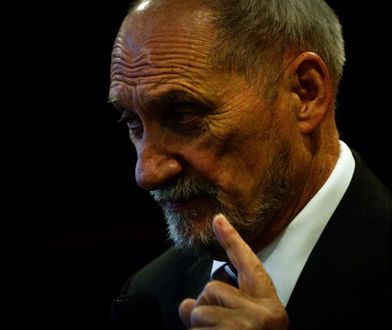 Antoni Macierewicz o polexicie. PiS wyprowadzi Polskę z UE?