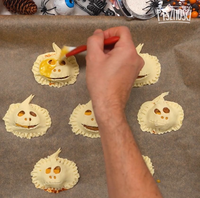 Pumpkin snacks for Halloween