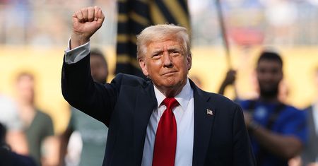 Trump ogłasza zawarcie "potężnej umowy". "Największa w historii"