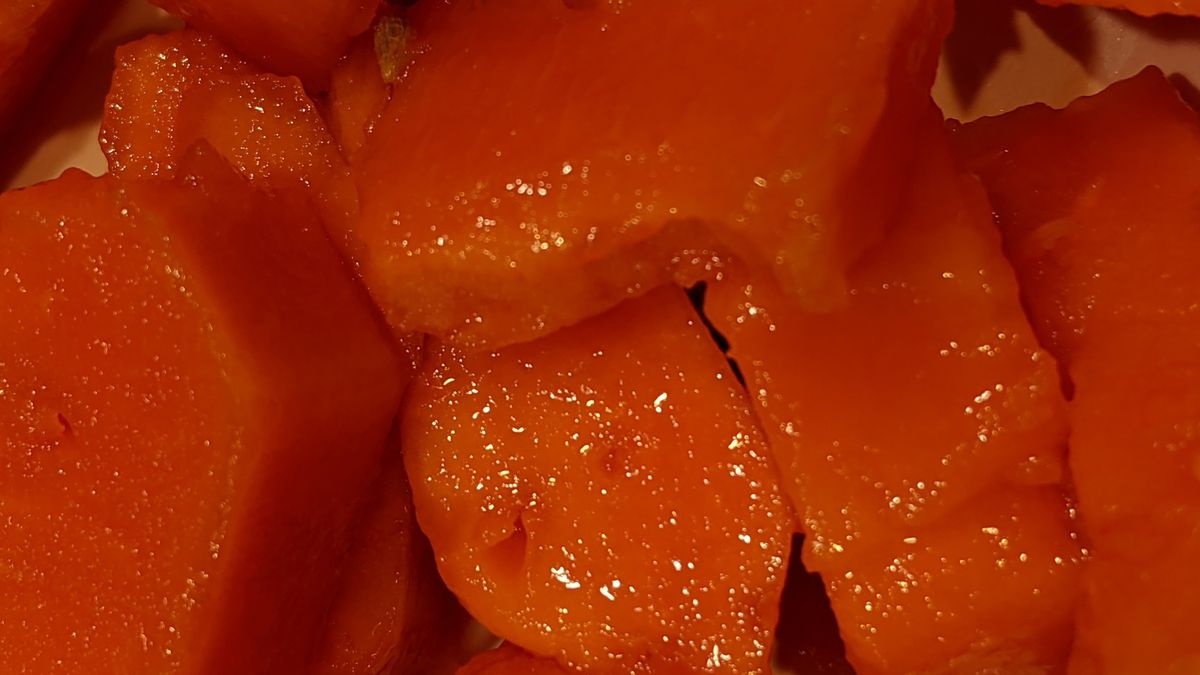 Papaja zmniejsza ryzyko raka jelita grubego