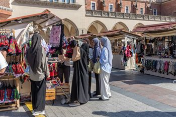 Kraków: Targi Sztuki Ludowej znów goszczą na Rynku Głównym