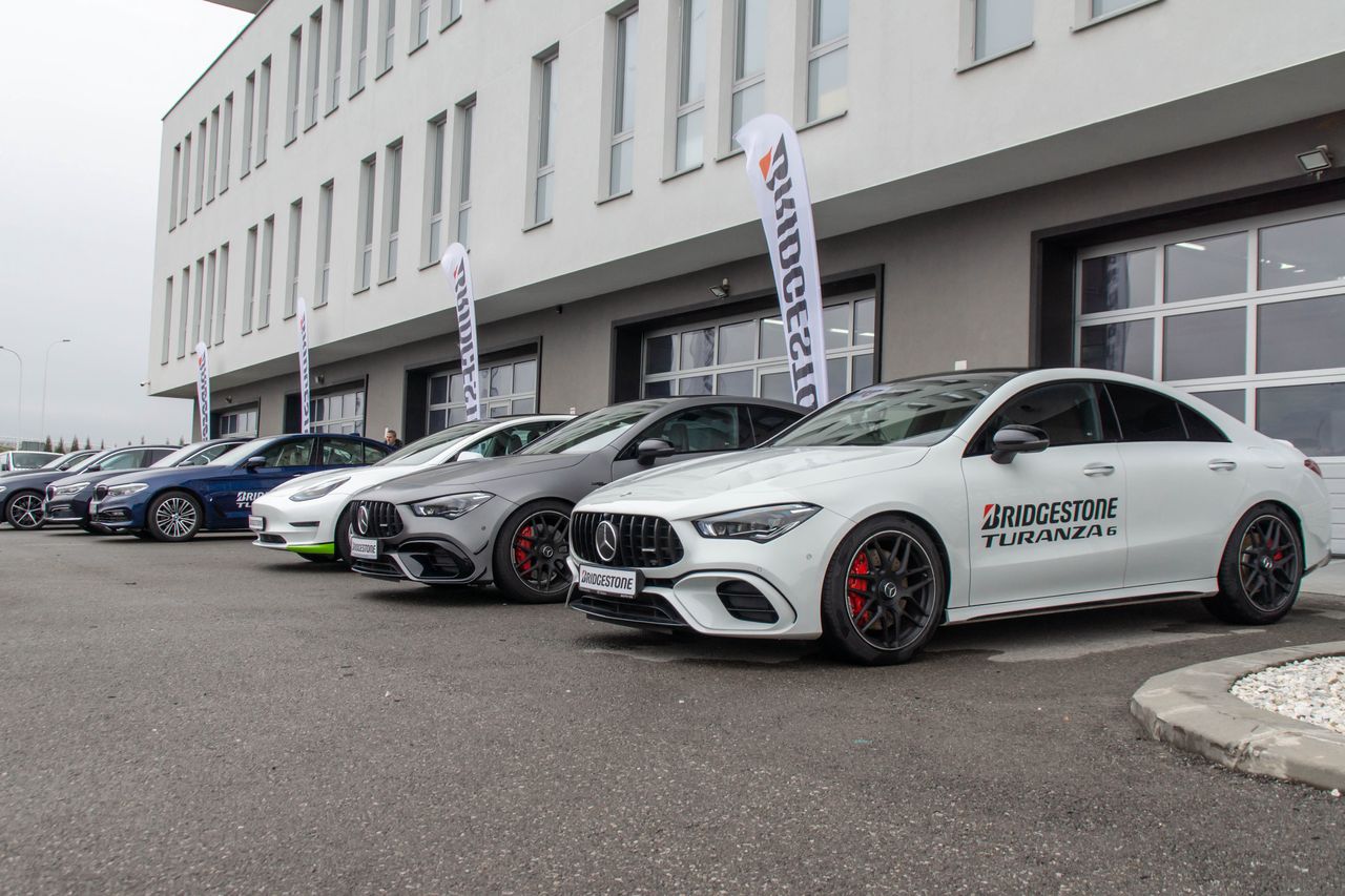 Sprawdziłem nowe bridgestone'y na Autodromie Jastrząb. To "turystyki", które potrafią zaskoczyć