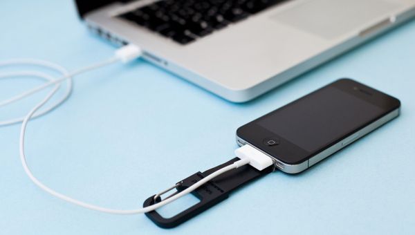 Karabińczyk dla iPhone’a 3