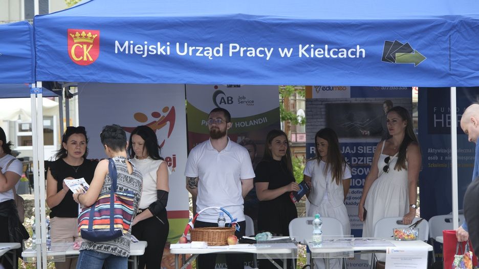 Wakacyjne targi pracy w Kielcach
