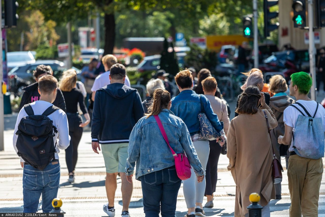 Czterodniowy tydzień pracy. Zapytaliśmy Polaków o zdanie