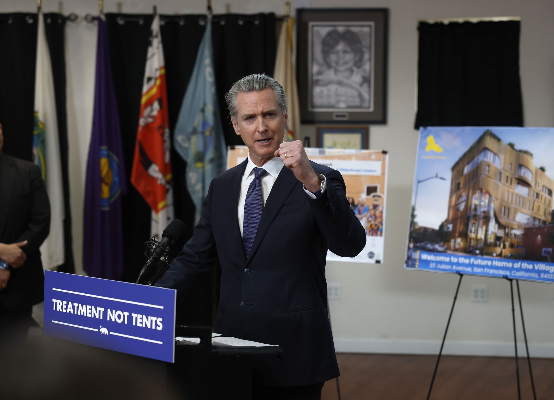 wiadomości,aktualności,WP Wiadomości Obwinia Trumpa o śmierć 37-latka. Gubernator Kalifornii ostro o akcji służb