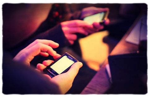 trend micro zagrożenia android blackberry mobilne