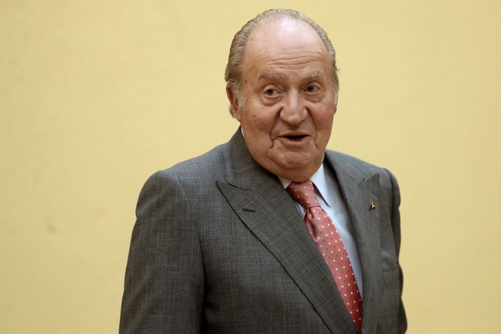 W Hiszpanii wrze. Gdzie się podział były król Juan Carlos?