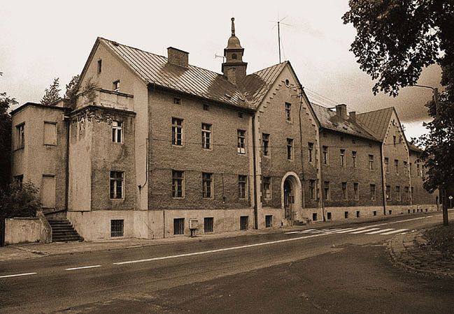10 fascynujących opuszczonych szpitali 11