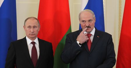 Rosja przyłączy Białoruś? Niepokojąca analiza. "Łukaszenka pod ścianą"