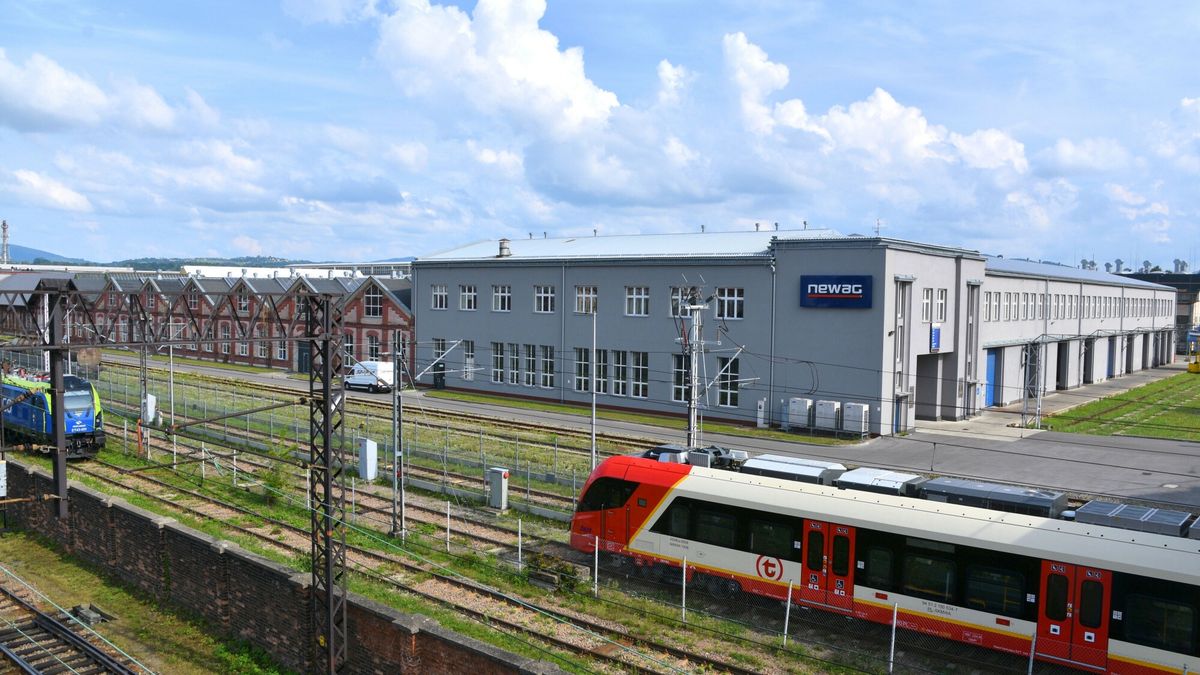 Służby badają sprawę podejrzanych "awarii" w pojazdach Newagu