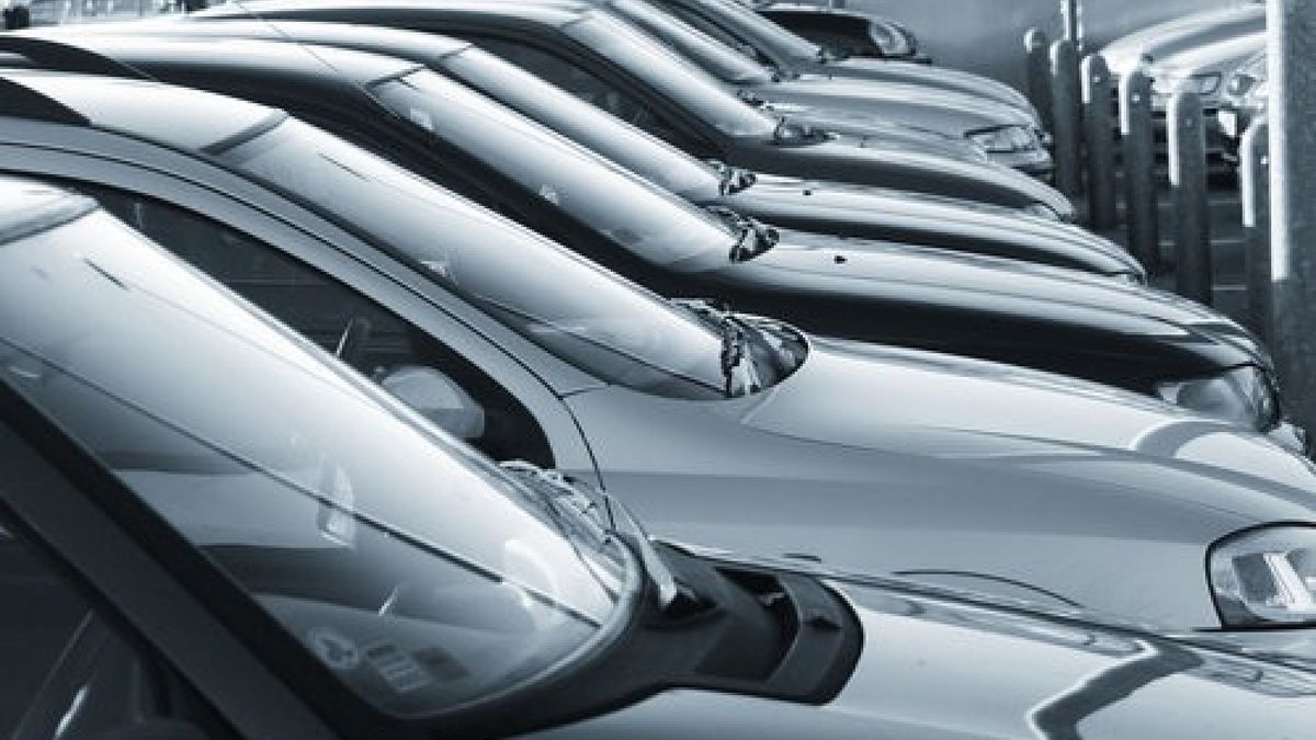 Skonfiskowane auta miałyby trafiać na aukcje.