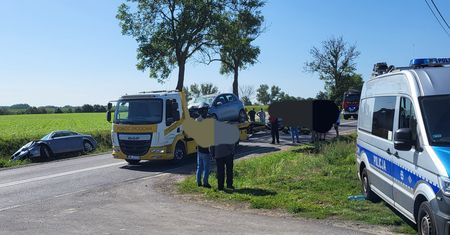 Dachowanie, pijany kierowca i poważny wypadek. Policja podsumowała weekend na drogach