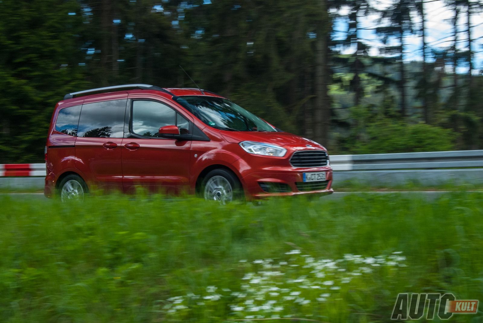 Ford Tourneo Courier 1,0 EcoBoost i 1,6 TDCi - pierwsza jazda [galeria] 3