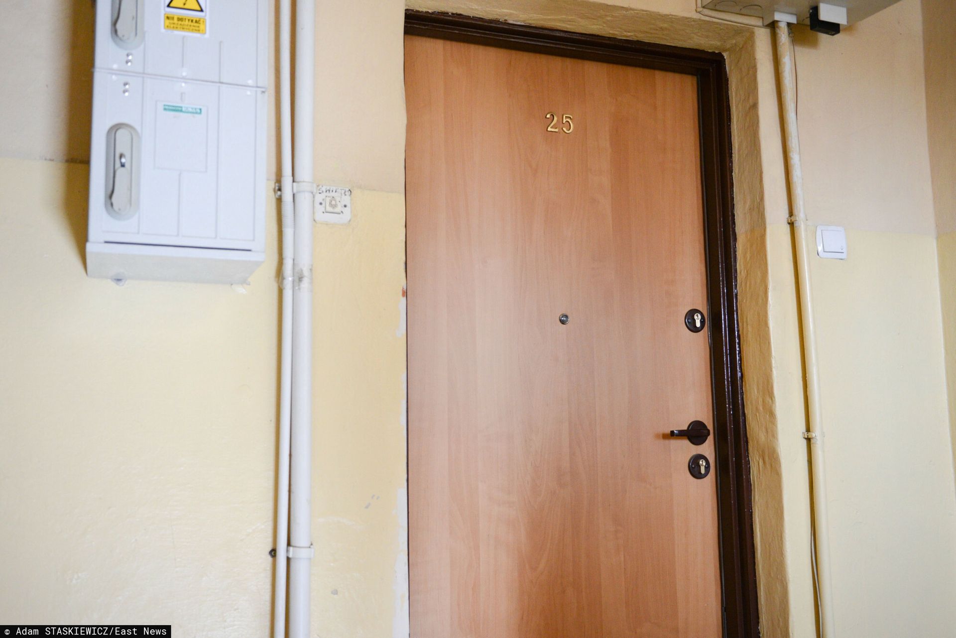 wiadomości,aktualności,WP Wiadomości Wyważyli drzwi do mieszkania. Prokuratura prowadzi śledztwo