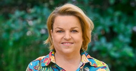Katarzyna Bosacka ujawnia KULISY "spontanicznego" wesela. "Mama zamknęła imprezę razem ze swoim o 12 lat młodszym partnerem"