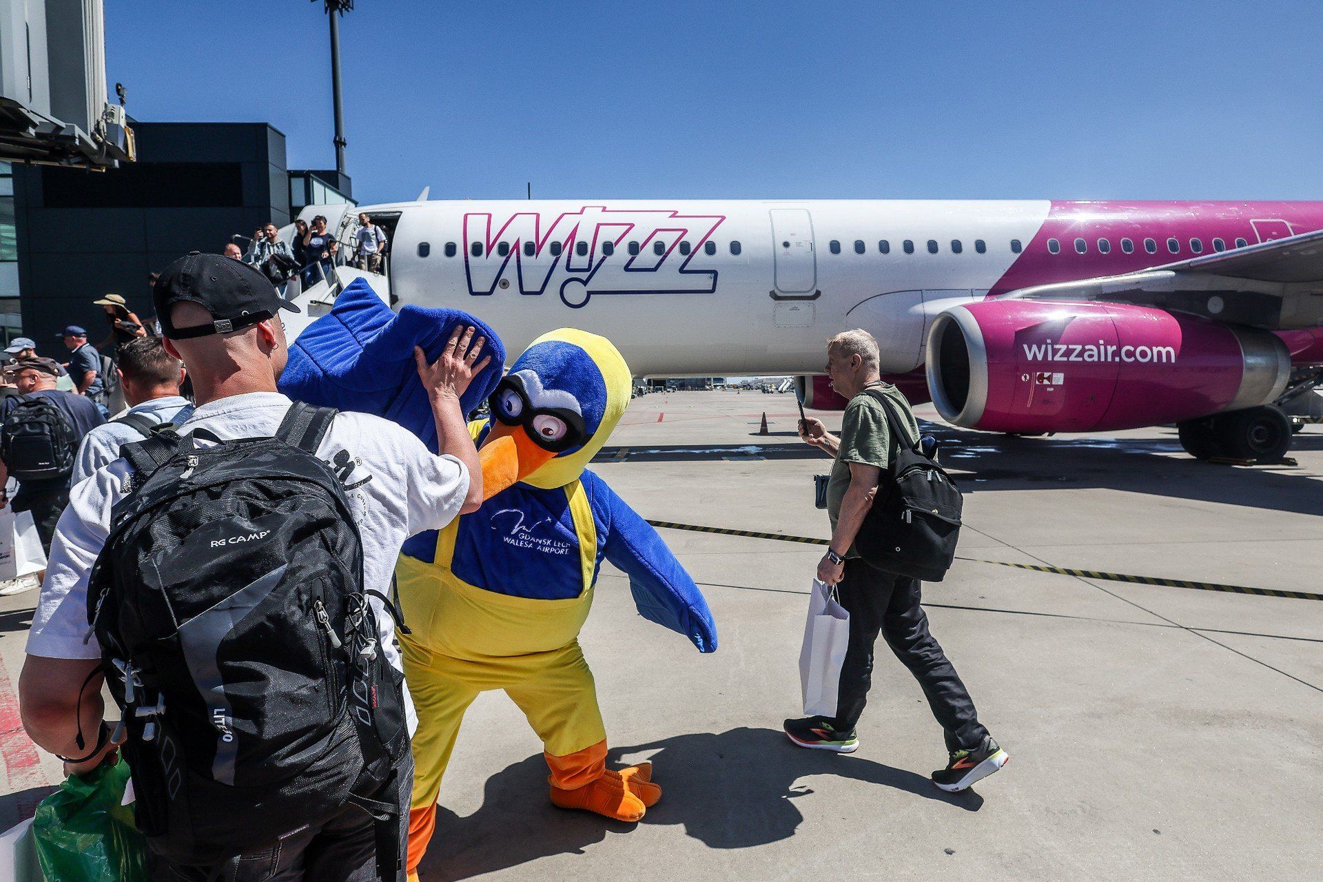 Powitanie samolotu Wizz Air z Budapesztu