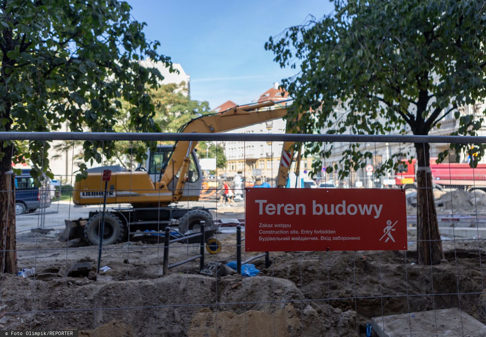 Głośny protest w Poznaniu. Budowlańcy pracowali o 3 w nocy