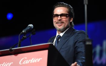 Fasolowy incydent. Brad Pitt bez zażenowania opowiada o swoim "wypadku"