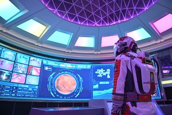 Mars nieprzyjazny życiu przez setki lat. Terraformacja nie dla nas