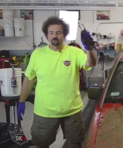 Metamorfoza starego Mercedesa – auto spod jabłonki zamienili w perłę