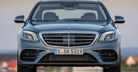 Właściciel Geely kupuje udziały w Daimlerze. Blisko 10 proc. Mercedesa stało się chińskie