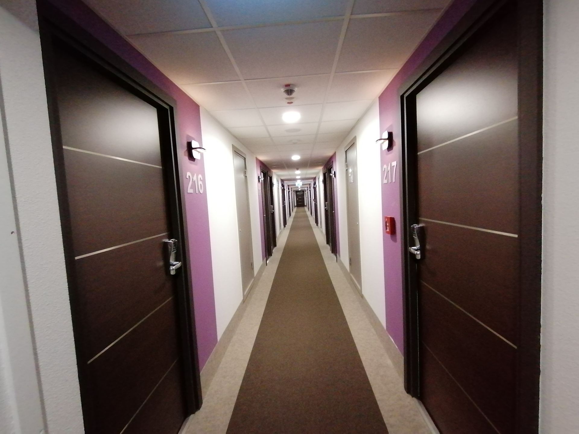 Honor 20 Lite oficjalnie. Nowy smartfon już w Polsce 25