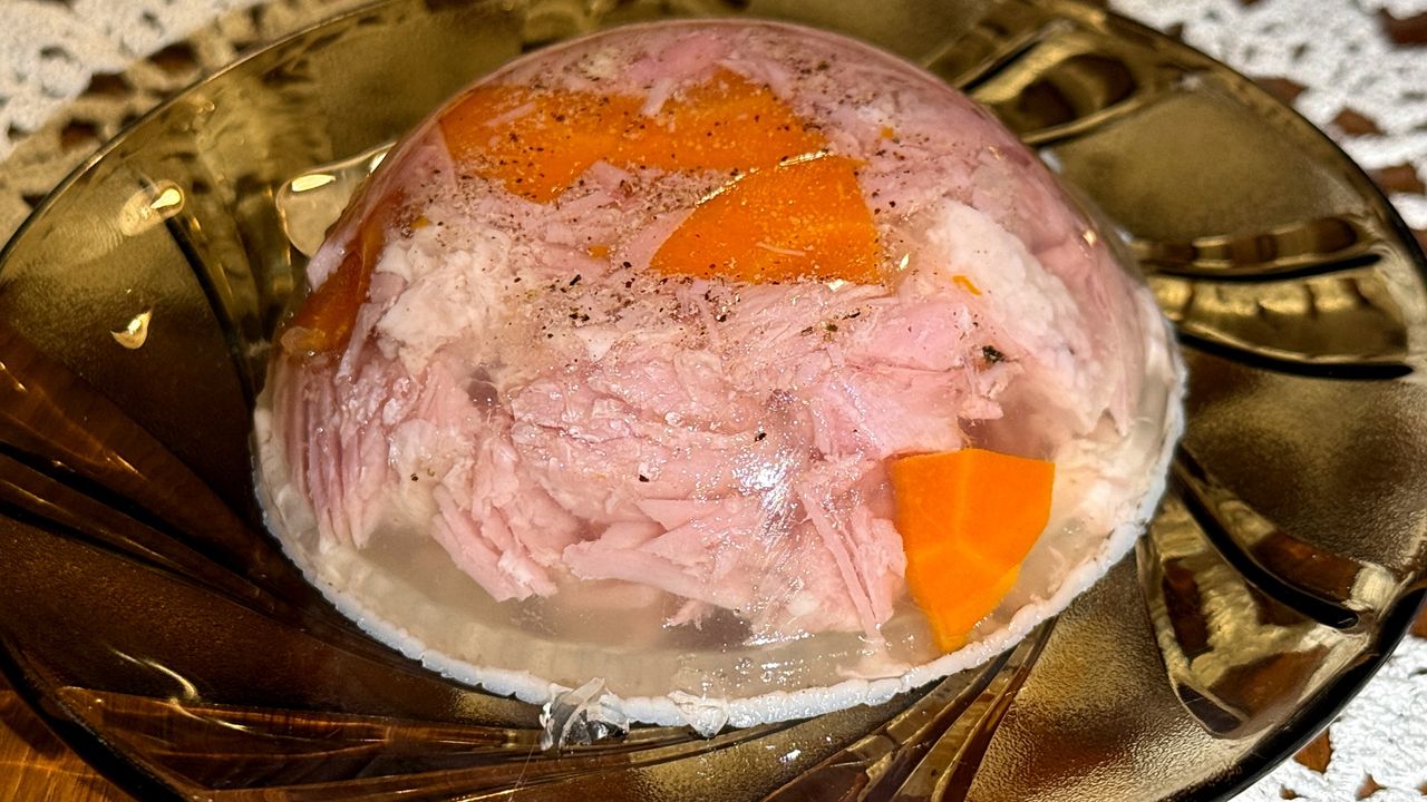 To jedno z najbardziej niedocenianych dań kuchni polskiej. Skrywa potężną dawkę kolagenu