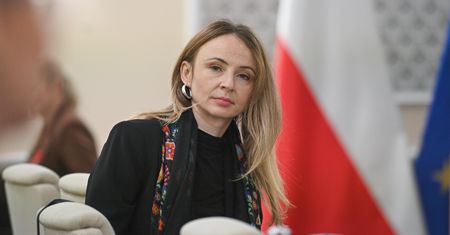 Wolna Wigilia zamiast majówki? Ministra odpowiedziała Ryszardowi Petru