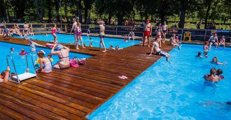Słoneczny Wrotków zakończył sezon. Wiemy, ile osób odwiedziło w tym roku baseny nad Zalewem Zemborzyckim
