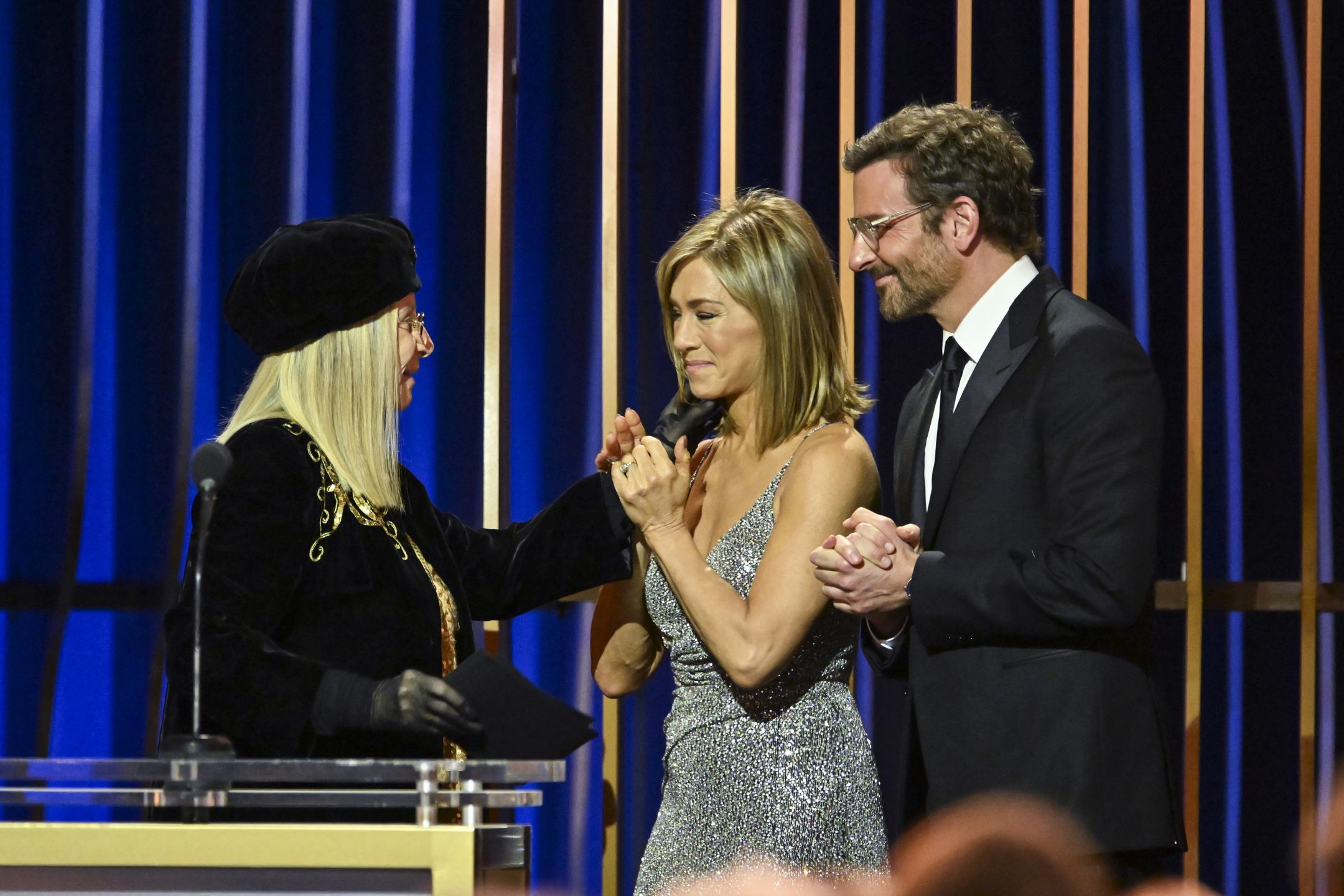 Jennifer Aniston zaręczona? Na palcu aktorki pojawił się pierścionek