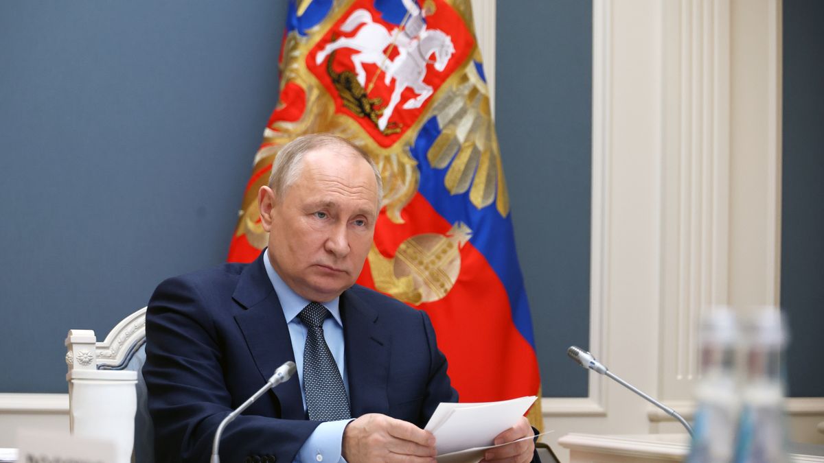 Russian President Vladimir Putin attends the extraordinary G-20 summit, via videoconference in Moscow, Russia, 22 November 2023. EPA/MIKHAEL KLIMENTYEV / SPUTNIK / KREMLIN POOL MANDATORY CREDIT Dostawca: PAP/EPA.