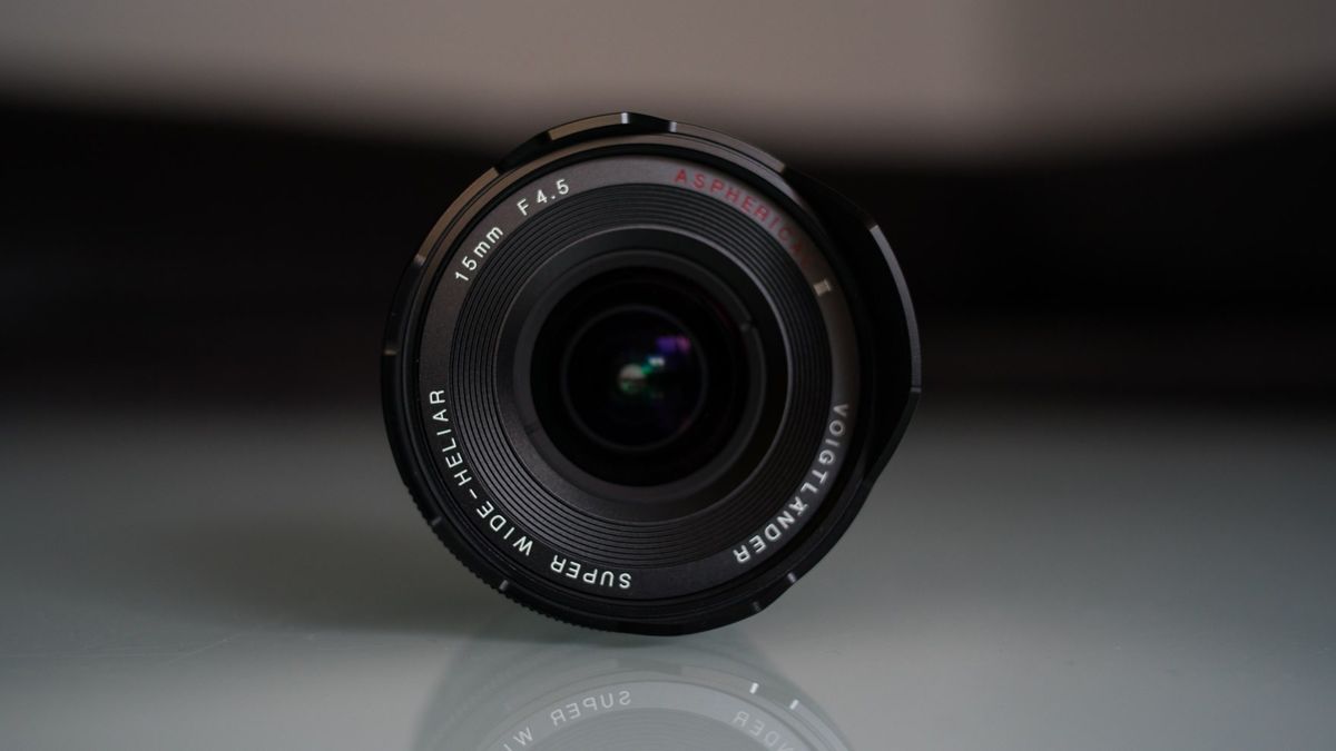 Paryż z szerszej perspektywy - Voigtländer Super Wide Heliar 15 mm f/4.5 Aspherical III 1