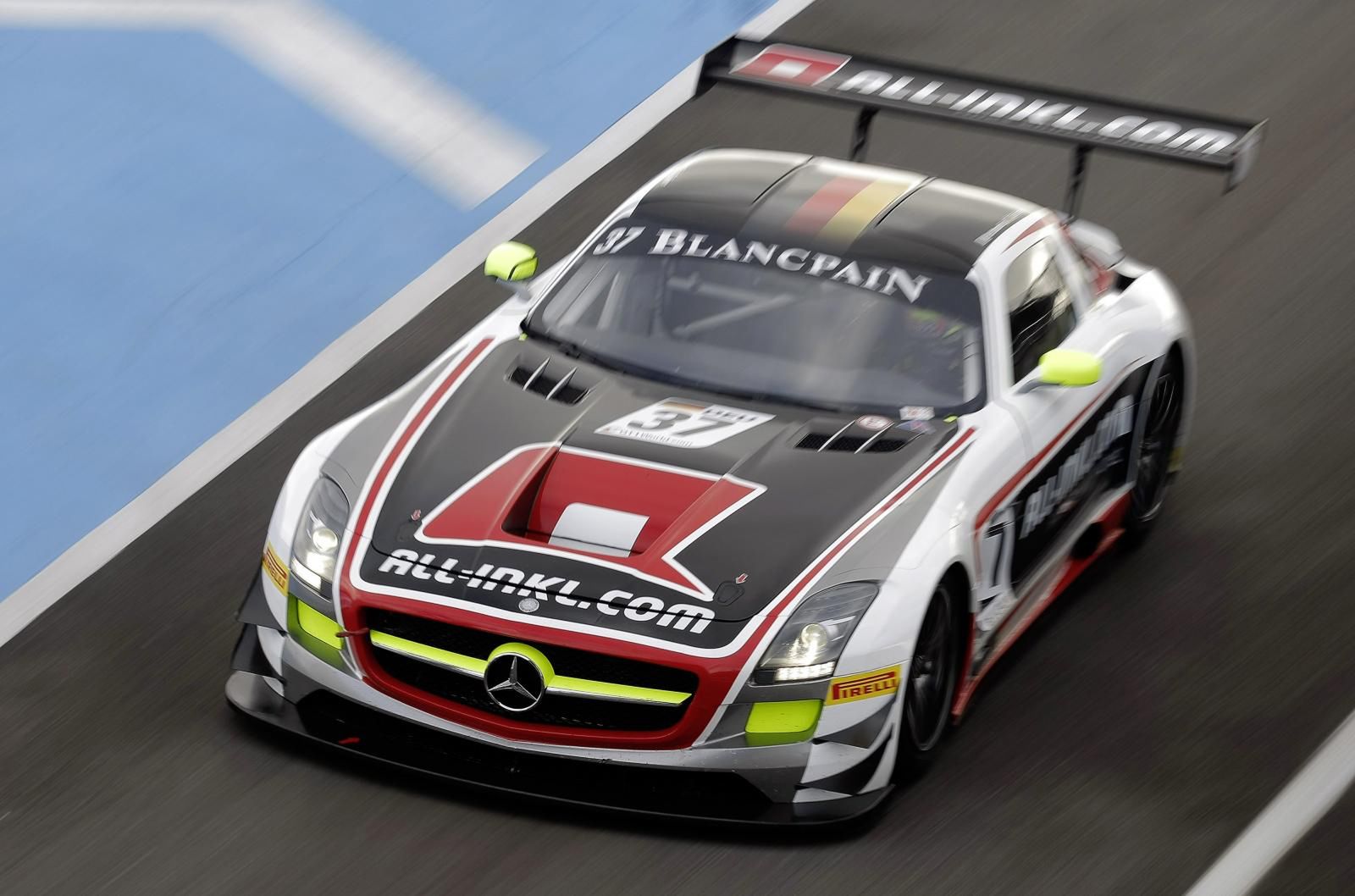 Mercedes SLS AMG GT3 45th Anniversary Edition