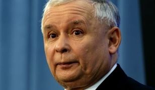 PiS traci w sondażach. PO dosłownie depcze Kaczyńskiemu po piętach