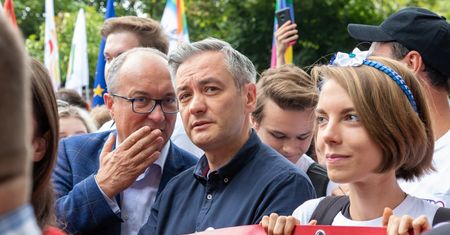 Wiosna traci działaczy. "To najbardziej patologiczna partia Lewicy"