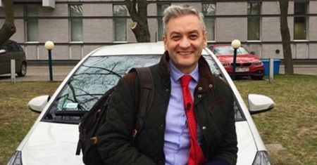 Rusza #BiedronTaxi. Polityk wozi warszawiaków