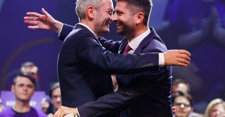Wybory prezydenckie 2020. Robert Biedroń ma wsparcie partnera. "Mój mąż..."