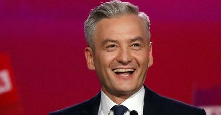 Wybory parlamentarne 2019. Robert Biedroń nie startuje. "Zrobił wyborców w konia?"