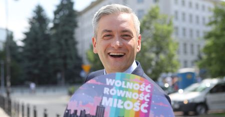 Biedroń: szczerość w polityce chyba się nie opłaca