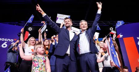 Czy Wiosna powinna dołączyć do Koalicji Europejskiej? Polacy zabrali głos