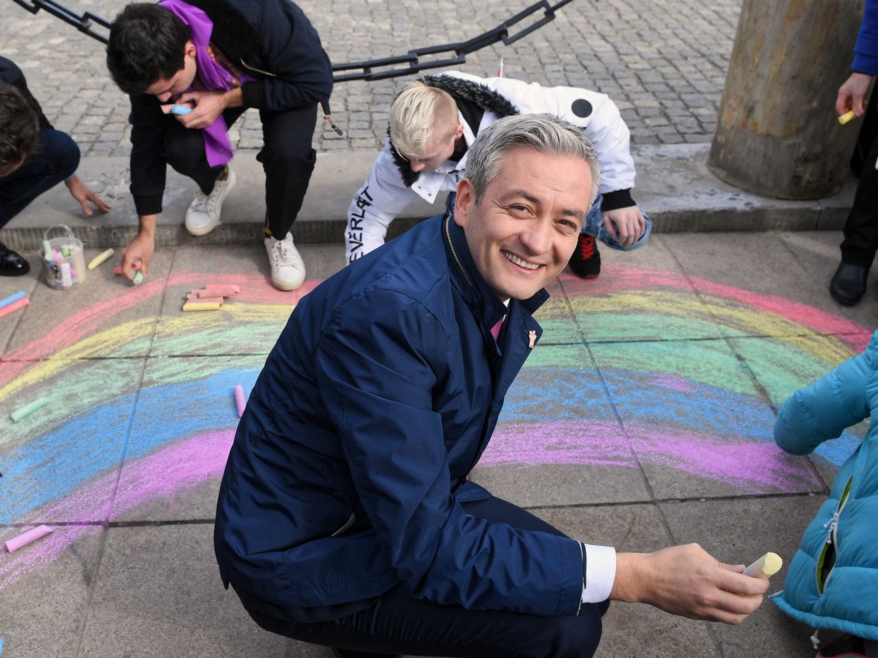 Nie tylko przed Pałacem Prezydenckim. Na Nowogrodzkiej pojawiła się tęcza