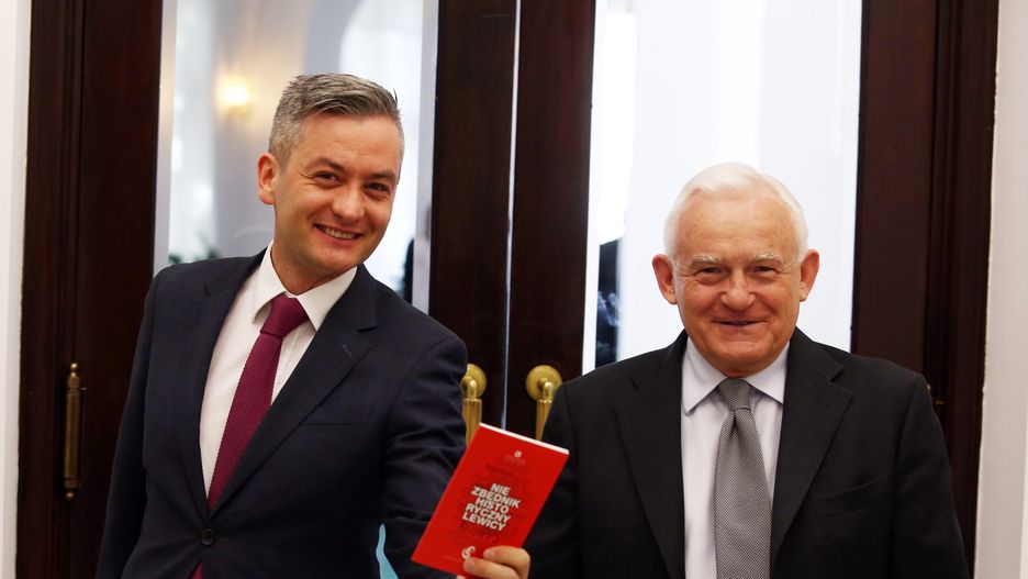 Wybory prezydenckie 2020. Robert Biedroń i Leszek Miller w Sejmie